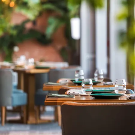 El Fuerte Hotel