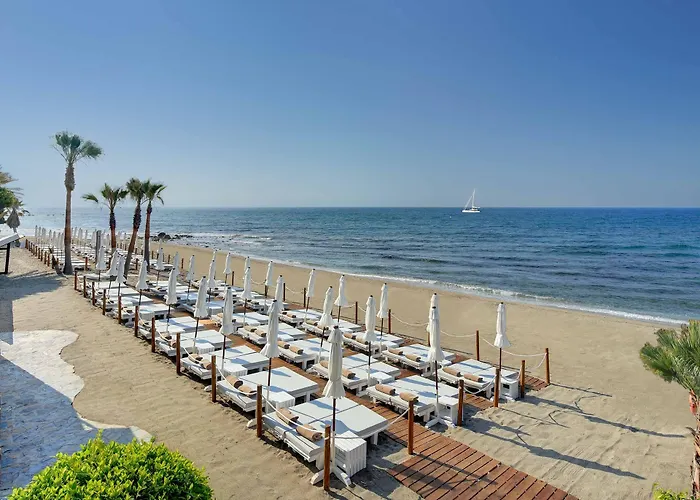 El Fuerte Отель