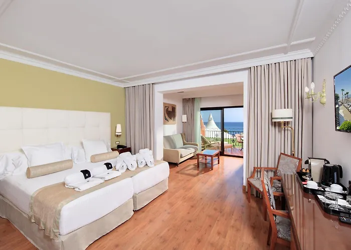 Hotell El Fuerte Marbella